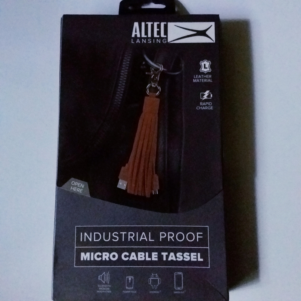 Micro Cable Tassel
